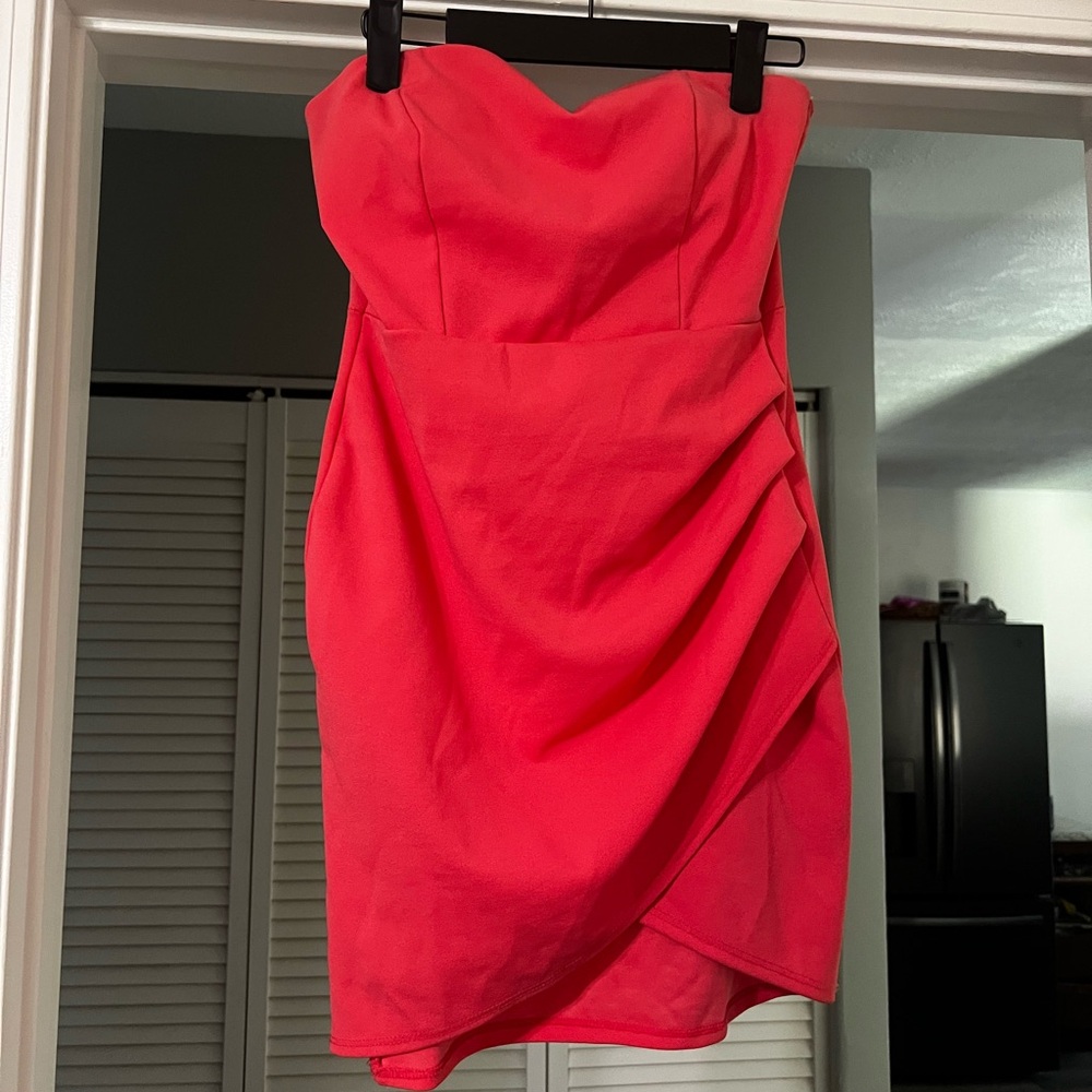 Elegant Strapless pink Dress